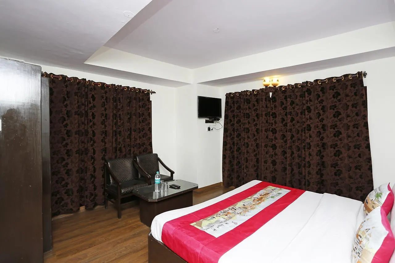 ***  Oyo 3538 Hotel Mahamaya Shimla India